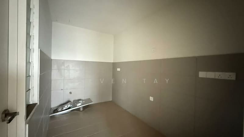 Condominium for Sale at Casa Green Condominium - Steven Tay - Kitchen - PropertyGuru.com.my