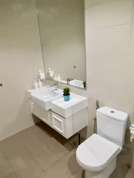 Kediaman Servis untuk Disewa di Parisien Tower - Zuraini Soh - Bathroom - PropertyGuru.com.my