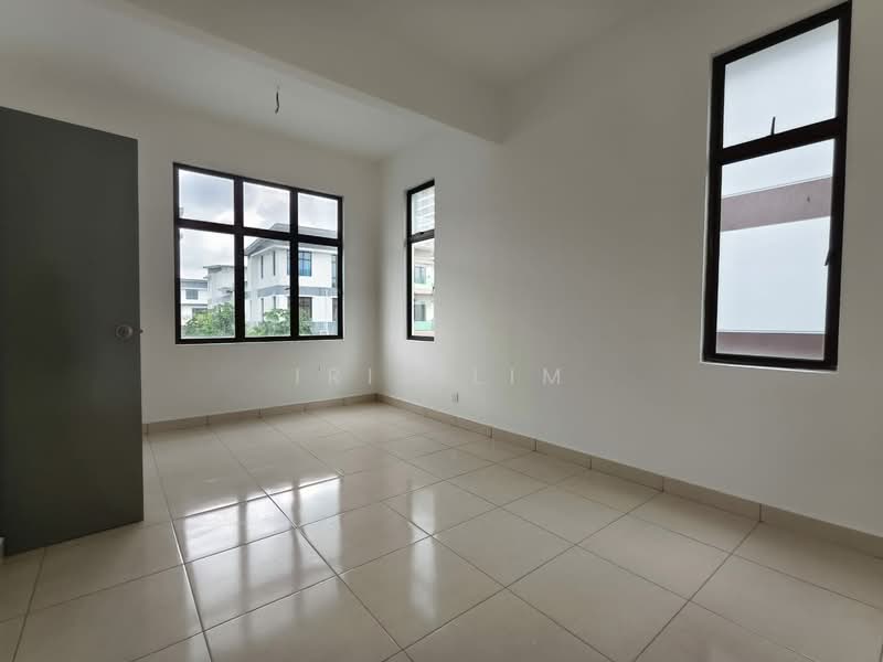 Semi-Detached House for Sale in Taman Mutiara Mas (Skudai) - Iris Lim - PropertyGuru.com.my