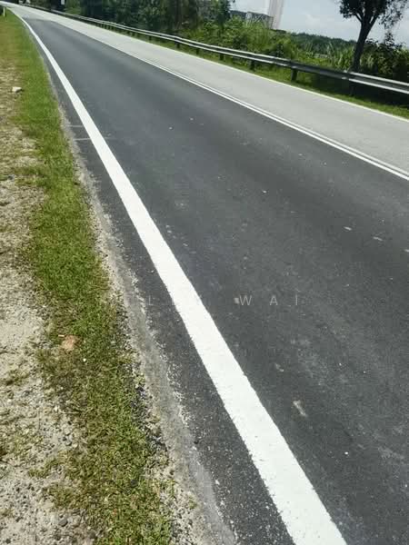 Tanah Perindustrian untuk Dijual di Pekan Nanas (Johor) - Kelly Wai - PropertyGuru.com.my