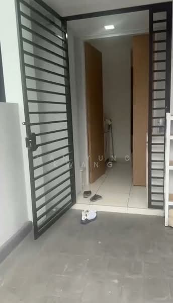Rumah Teres 3 Tingkat untuk Disewa di Taman Puchong Legenda (Puchong) - Han Yung Kwang - PropertyGuru.com.my