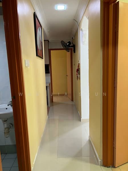 Kondominium untuk Disewa di Vista Amani - Wan Jia Shun - Corridor - PropertyGuru.com.my