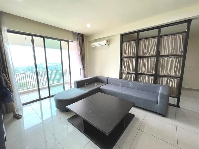 Pangsapuri untuk Dijual di Molek Pine 3 - Janice Yong - Living Room - PropertyGuru.com.my