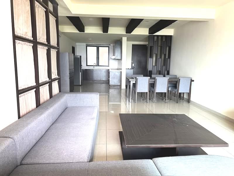Pangsapuri untuk Dijual di Molek Pine 3 - Janice Yong - Living Room - PropertyGuru.com.my
