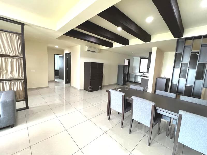 Pangsapuri untuk Dijual di Molek Pine 3 - Janice Yong - Living Room - PropertyGuru.com.my
