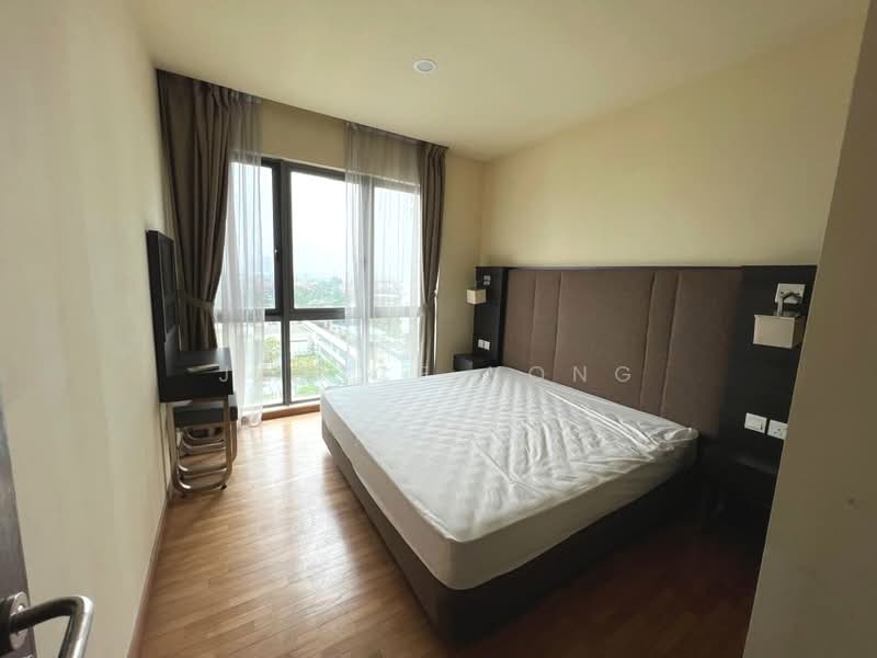 Pangsapuri untuk Dijual di Molek Pine 3 - Janice Yong - Bedroom - PropertyGuru.com.my
