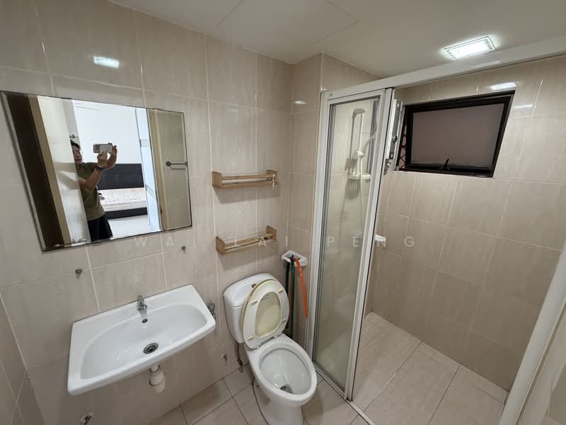 Kondominium untuk Disewa di Royal Domain Sri Putramas 2 - Wai Lai Peng - Bathroom - PropertyGuru.com.my