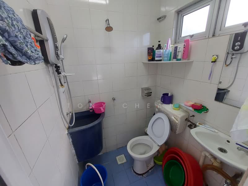 Apartment for Sale at Sri Ivori Apartment - Tony Cheah - Bathroom - PropertyGuru.com.my