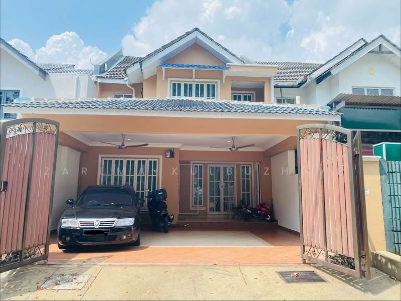 2-storey Terraced House for Sale in Bandar Kinrara Seksyen 2 (Bandar Kinrara) - Zarema Kulbuzheva - Exterior - PropertyGuru.com.my