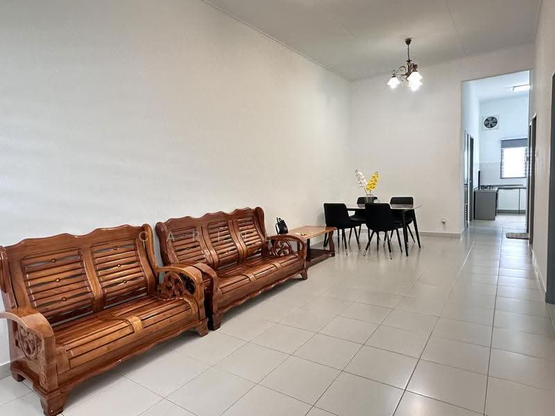 1-storey Terraced House for Rent in Seremban 2 (Negeri Sembilan) - Carine Tham - Living Room - PropertyGuru.com.my