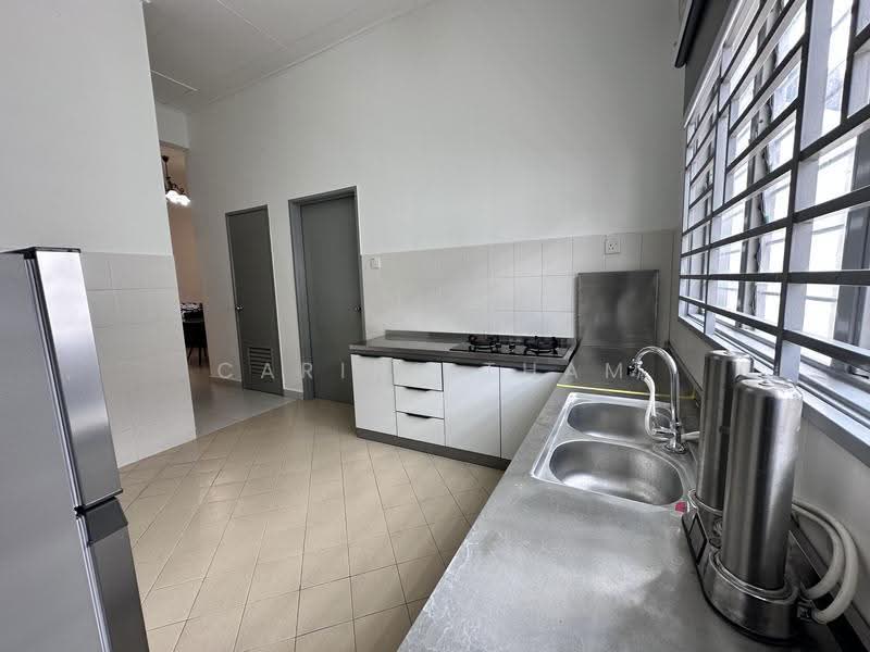 1-storey Terraced House for Rent in Seremban 2 (Negeri Sembilan) - Carine Tham - Kitchen - PropertyGuru.com.my