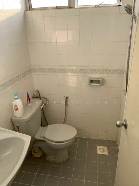 Kondominium untuk Disewa di University Tower - Clement Chan - Bathroom - PropertyGuru.com.my