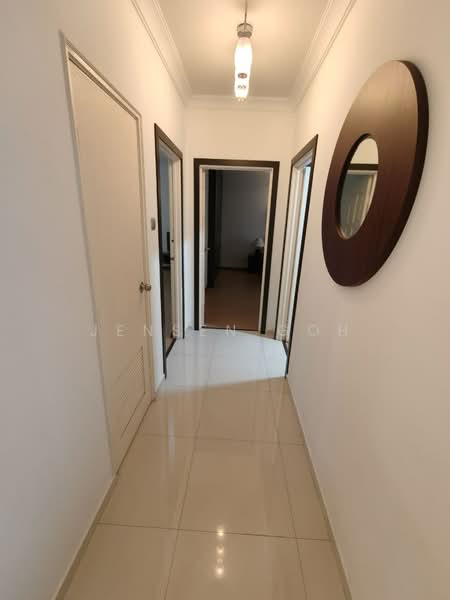 Kondominium untuk Disewa di The Straits View Condominium - Jensen Goh - Corridor - PropertyGuru.com.my