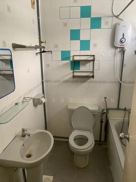 Kondominium untuk Disewa di University Tower - Clement Chan - Bathroom - PropertyGuru.com.my