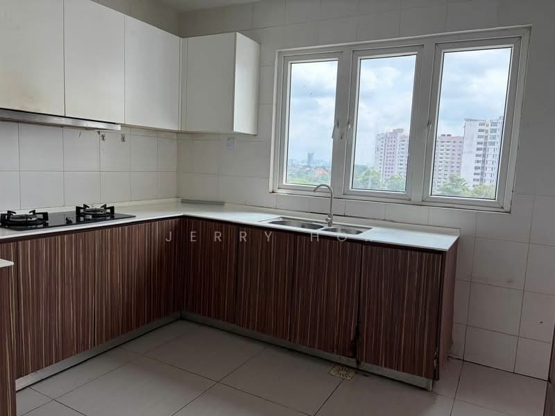 Service Residence for Rent at Seasons Amara Larkin - Jerry Hor - Kitchen - PropertyGuru.com.my