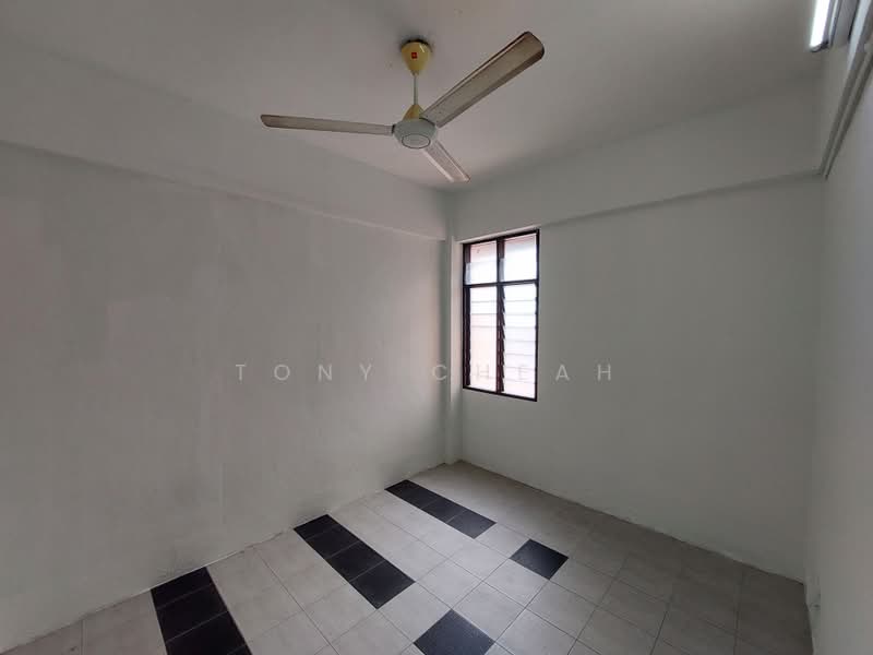 Apartment for Sale at Taman Sri Idaman - Tony Cheah - Interior - PropertyGuru.com.my