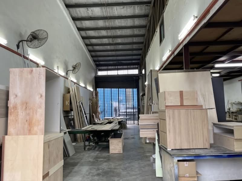 Kilang untuk Dijual di Taman Daya (Johor Bahru) - Karen Heng - PropertyGuru.com.my