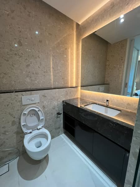 Servis Apartment untuk Disewa di Pavilion Damansara Heights - Anna Goh - Bathroom - PropertyGuru.com.my