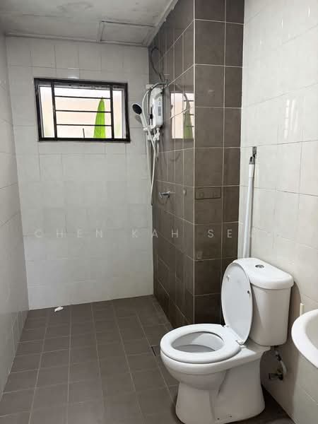 Condominium for Rent at Suria Jelatek - Chen Kah Seng - Bathroom - PropertyGuru.com.my