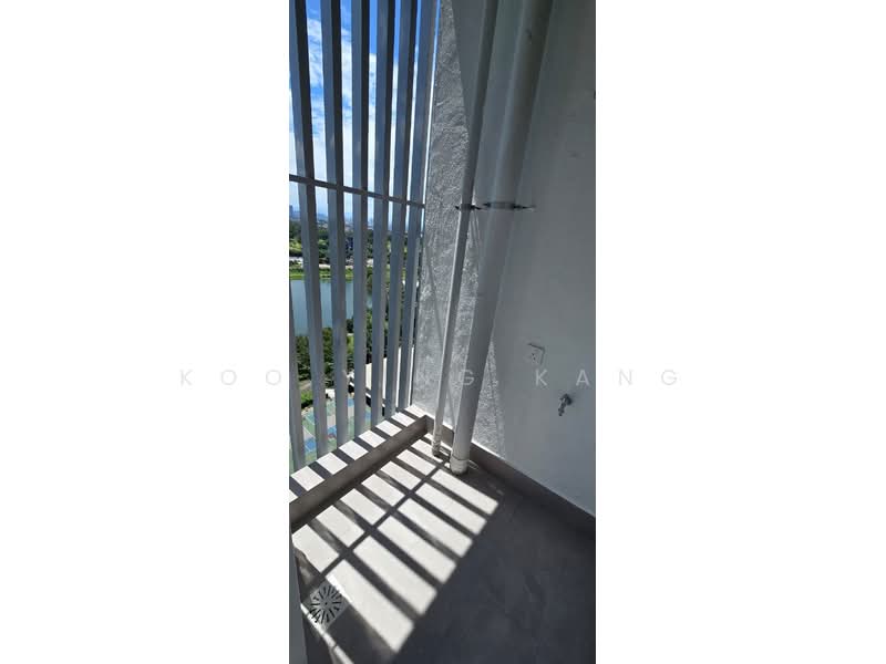 Service Residence for Rent at Dorsett Waterfront Subang - Koo Ying Kang - Balcony - PropertyGuru.com.my