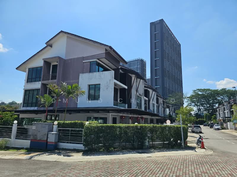 Terraced House for Sale in Batu Caves (Selangor) - Edmund CH Leow - Exterior - PropertyGuru.com.my