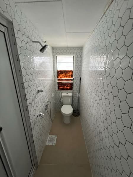 2-storey Terraced House for Sale in Taman Cempaka (Ampang) - Norhanis Zulkifli - Bathroom - PropertyGuru.com.my