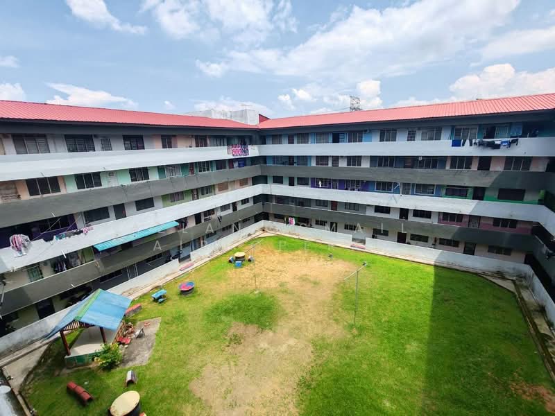 Rumah Flat untuk Dijual di Taman Desa Rakyat Perdana - Azlan Ismail aiproperty - Exterior - PropertyGuru.com.my