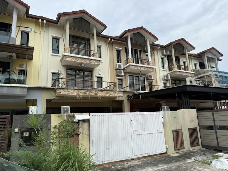Rumah Teres 3 Tingkat untuk Dijual di Sentosa Villa (Kajang) - Min Goh - PropertyGuru.com.my