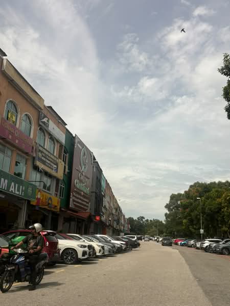 Kedai / Pejabat untuk Dijual di Bandar Puteri Puchong (Puchong) - Kelvin Wong - PropertyGuru.com.my