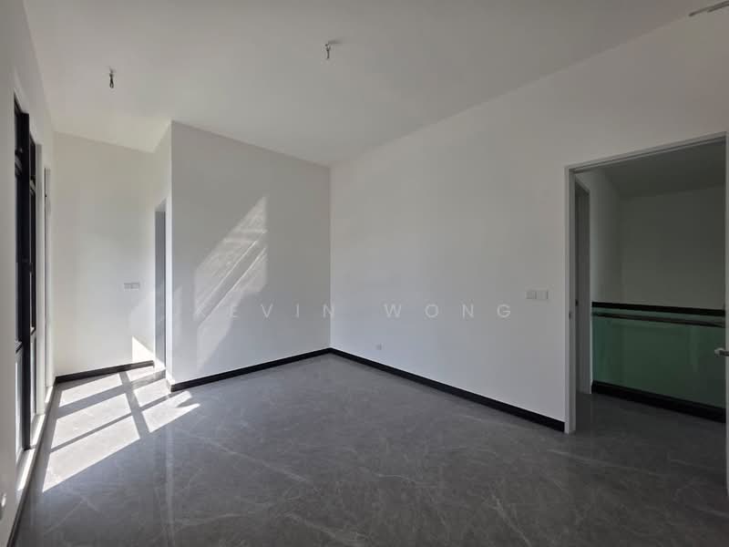 Rumah Berkembar untuk Dijual di Setia Tropika (Johor Bahru) - Kevin Wong - PropertyGuru.com.my