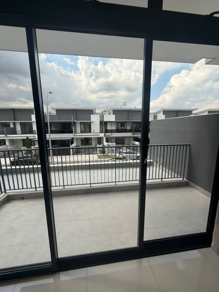 Rumah Teres 2.5 Tingkat untuk Disewa di Taman Ponderosa (Johor Bahru) - Grace Lau - PropertyGuru.com.my