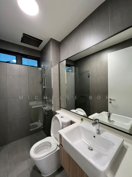Service Residence for Sale at 10 Stonor - Michelle Boh - Bathroom - PropertyGuru.com.my