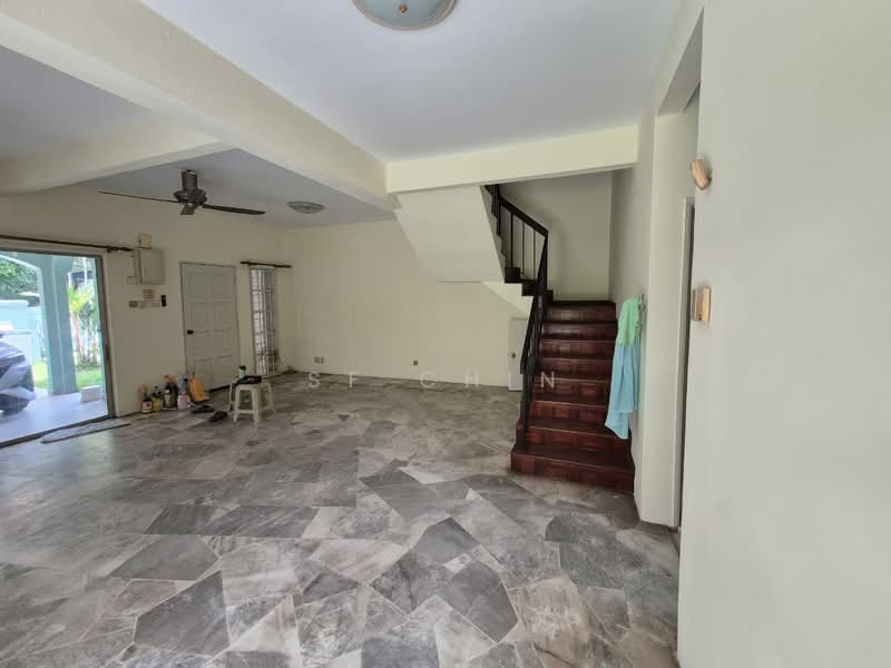 Rumah Teres 2 Tingkat untuk Dijual di Taman Wawasan (Puchong) - SF Chin - Living Room - PropertyGuru.com.my