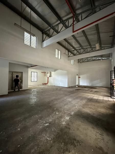 Semi-D Factory for Rent in Sek 13, Kaw Perindustrian Bangi (Bandar Baru Bangi) - Nicolas Lim - Interior - PropertyGuru.com.my