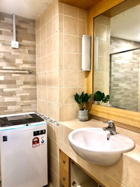 Servis Apartment untuk Disewa di 38 Bidara Condominium - Seetha Nallathamby - Bathroom - PropertyGuru.com.my