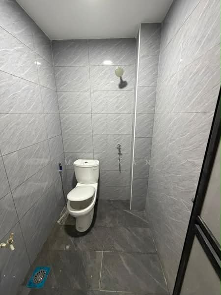 1-storey Terraced House for Sale in Taman Universiti (Skudai) - Max Kan - Bathroom - PropertyGuru.com.my
