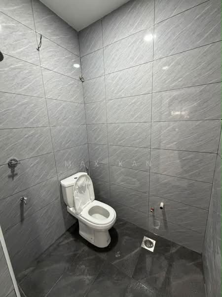 1-storey Terraced House for Sale in Taman Universiti (Skudai) - Max Kan - Bathroom - PropertyGuru.com.my