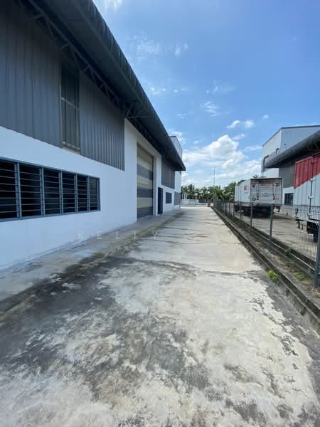 Kilang untuk Dijual di Batu Pahat (Johor) - Kelly Wai - Exterior - PropertyGuru.com.my