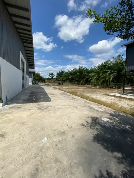 Kilang untuk Dijual di Batu Pahat (Johor) - Kelly Wai - Exterior - PropertyGuru.com.my