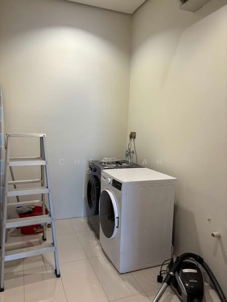 Service Residence for Sale at Quadro Residences - Chen Kah Seng - PropertyGuru.com.my