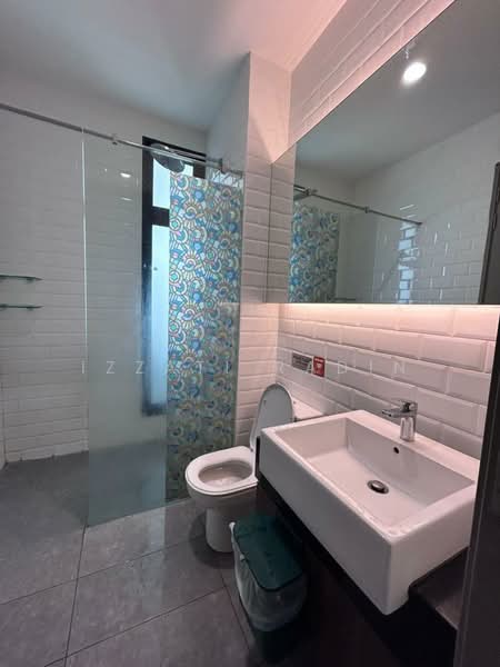 Servis Apartment untuk Disewa di Serviced Residence @ Shaftsbury Putrajaya - Izzati Radin - Bathroom - PropertyGuru.com.my