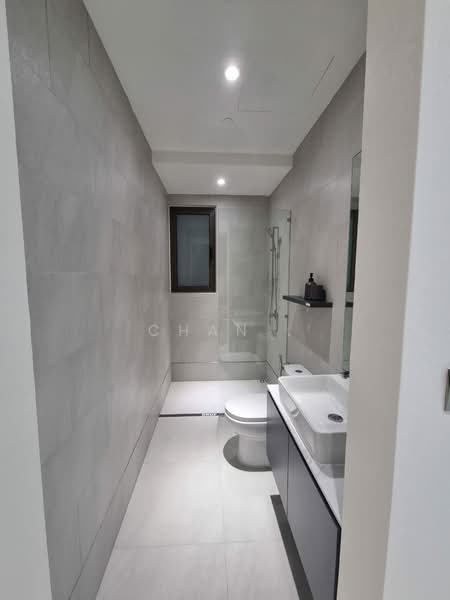 Kondominium untuk Dijual di Aurum Residence - Chan . - Bathroom - PropertyGuru.com.my