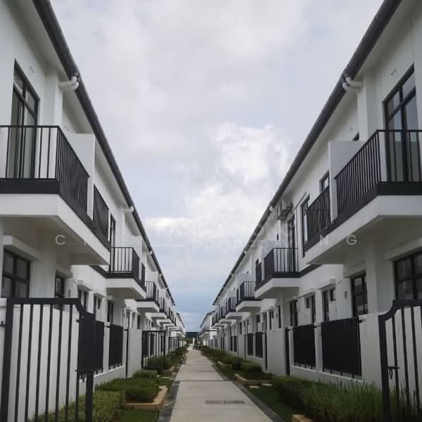 Rumah Teres 2 Tingkat untuk Dijual di Eco Grandeur (Puncak Alam) - Chin Pey Ling - PropertyGuru.com.my