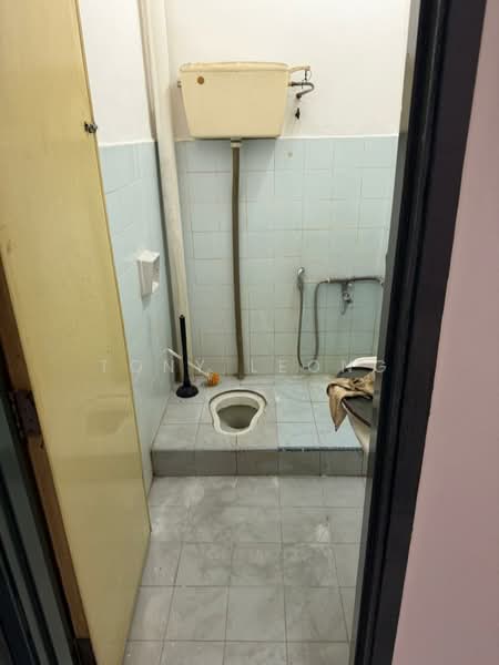 1-storey Terraced House for Rent in Bandar Sri Damansara (Selangor) - Tony Leong - Bathroom - PropertyGuru.com.my