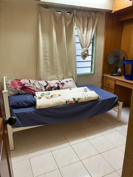 Rumah Flat untuk Dijual di Taman Seri Damai - Chris Teoh - Bedroom - PropertyGuru.com.my