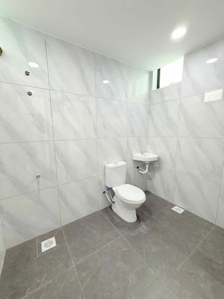 Rumah Teres 2 Tingkat untuk Dijual di Permas Jaya (Johor Bahru) - Han Yong Ang - Bathroom - PropertyGuru.com.my