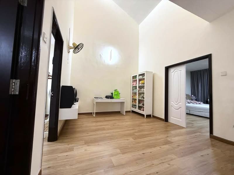 Rumah Teres 2 Tingkat untuk Dijual di Bandar Indahpura (Kulai) - Karl Lim - Corridor - PropertyGuru.com.my