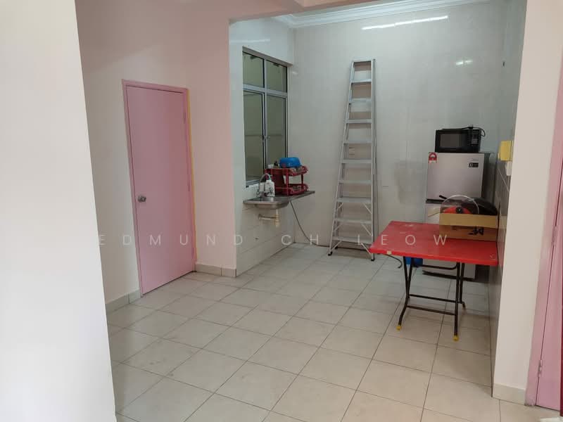 Rumah Berkembar untuk Dijual di Shah Alam (Selangor) - Edmund CH Leow - Kitchen - PropertyGuru.com.my