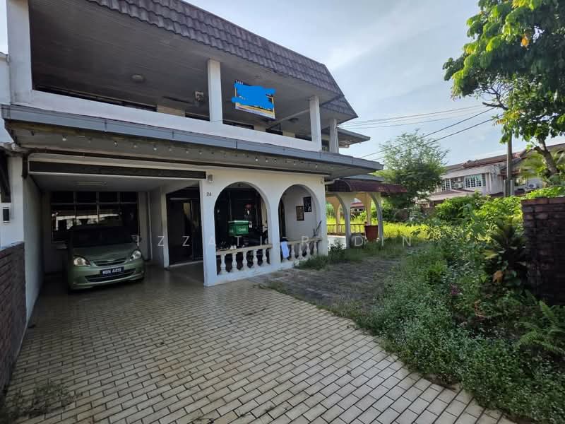 2-storey Terraced House for Sale in Petaling Jaya (Selangor) - Izzati Radin - Exterior - PropertyGuru.com.my