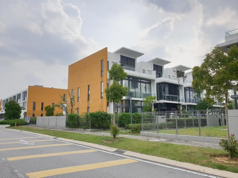 Rumah Teres 3-Tingkat untuk Dijual di Lake Fields (Sungai Besi) - David Ting - PropertyGuru.com.my